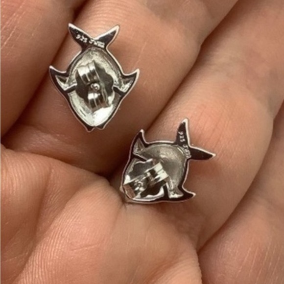 JWBR Diamond sterling silver stud earrings - Picture 4 of 4